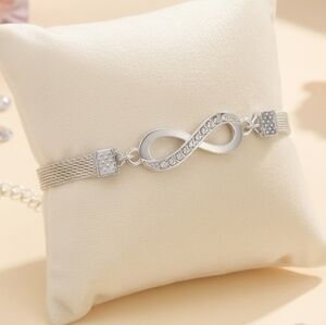 Silver Zirconia Infinity Bracelet/Anklet